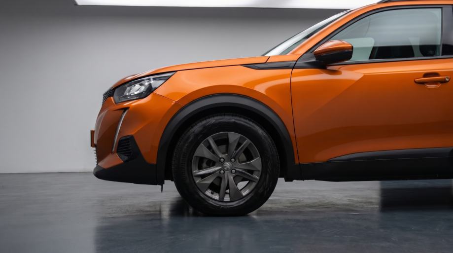 Peugeot 2008 SAMO 33000 KM KAO NOV!!!!, fotografija 8