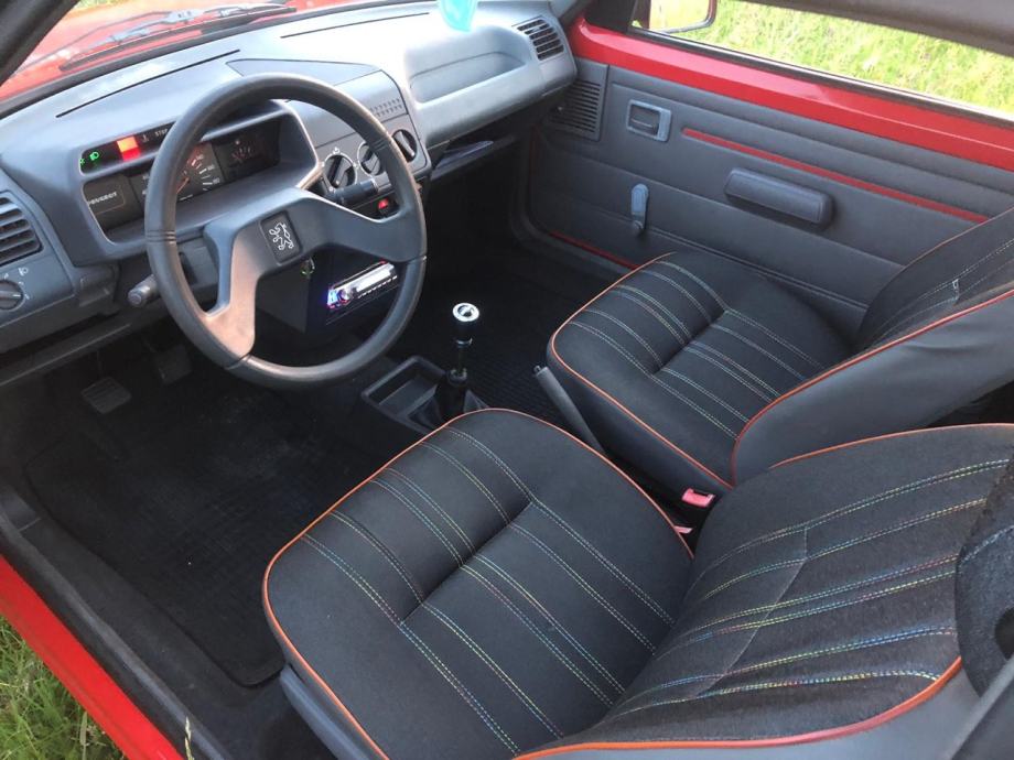 Пежо 205 gti салон