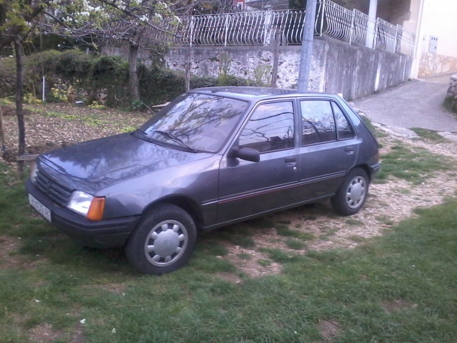 Peugeot 205 205 GL, 1989 god.