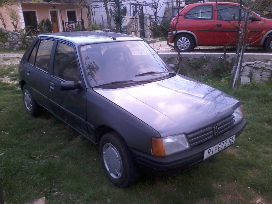 Peugeot 205 205 GL, 1989 god.