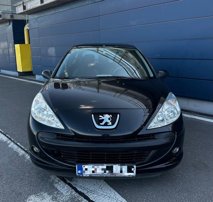 Peugeot 206 1,1 Trendy*Facelift model*Klima*Alu felge*Odlično stanje*, fotografija 3