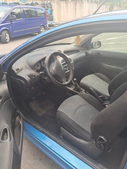 Peugeot 206 1.4 benzin+LPG, fotografija 5