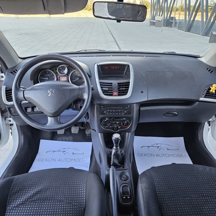 Peugeot 206 + 1,4 HDI 2010 ++ 185000 KM ++, fotografija 9