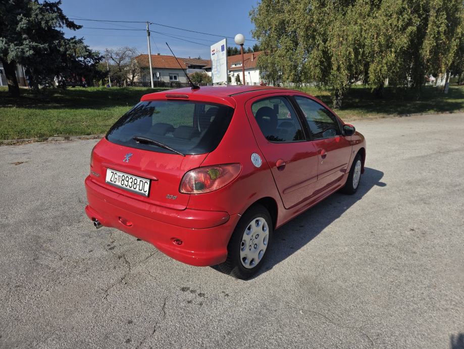 PEUGEOT 206, 134 000KM, fotografija 4