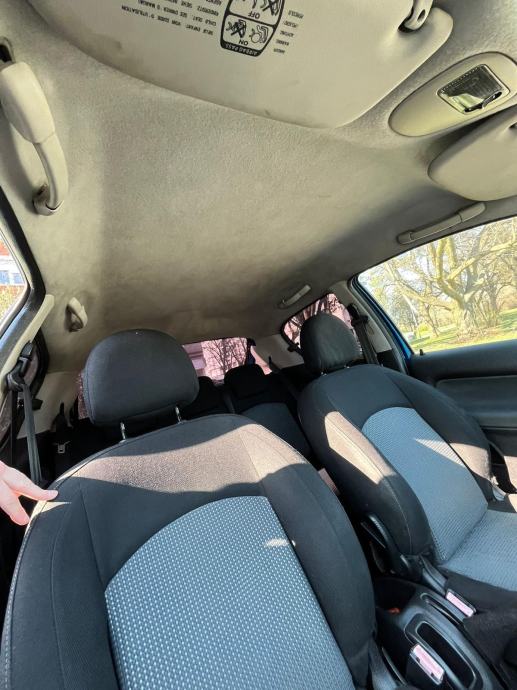 Peugeot 206 1,1, fotografija 4