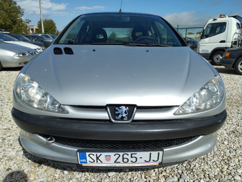 Peugeot 206 206 1,1, fotografija 10