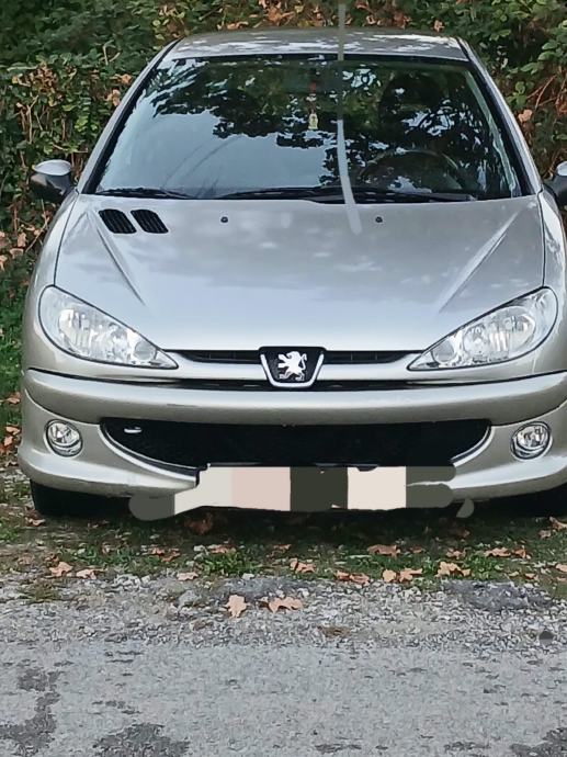 Peugeot 206 206 1,4 KLIMA AUTO ODLICAN, fotografija 2