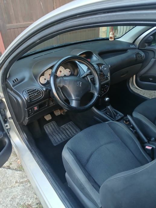 Peugeot 206 206 1,4 KLIMA AUTO ODLICAN, fotografija 15