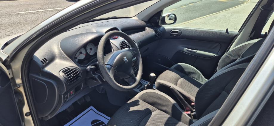 Peugeot 206 1,4*kupac NE PLAĆA prijenos *HR-AUTO **REG GOD DANA **, fotografija 11
