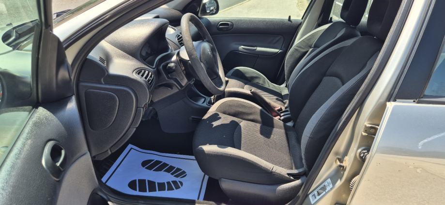 Peugeot 206 1,4*kupac NE PLAĆA prijenos *HR-AUTO **REG GOD DANA **, fotografija 10