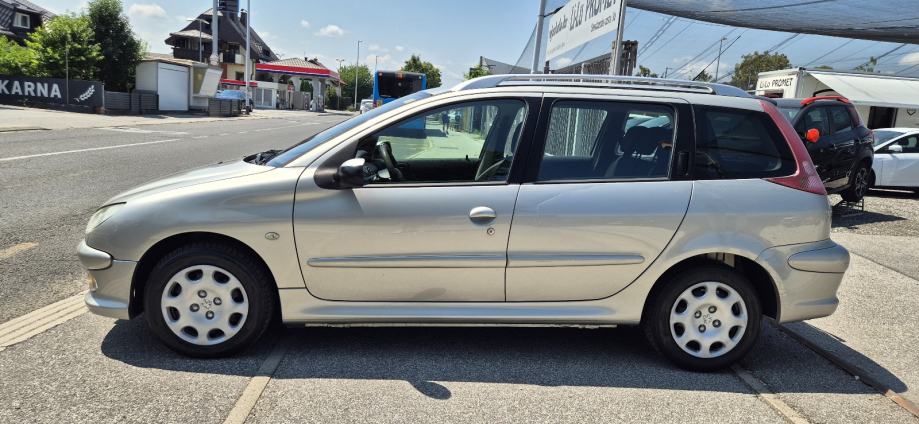 Peugeot 206 1,4*kupac NE PLAĆA prijenos *HR-AUTO **REG GOD DANA **, fotografija 9