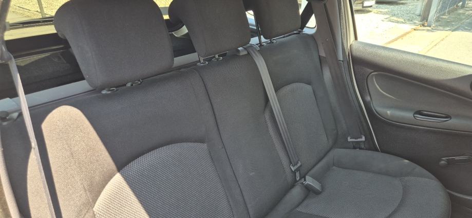 Peugeot 206 1,4*kupac NE PLAĆA prijenos *HR-AUTO **REG GOD DANA **, fotografija 16