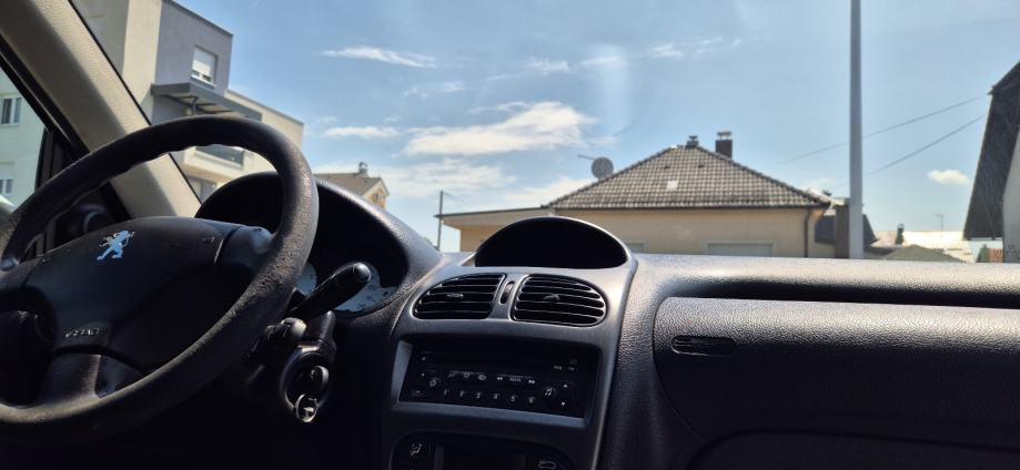 Peugeot 206 1,4*kupac NE PLAĆA prijenos *HR-AUTO **REG GOD DANA **, fotografija 19