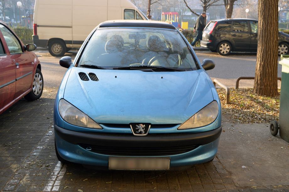 Peugeot 206 1999
