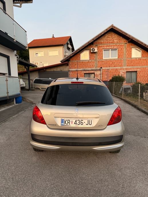 Peugeot 207 1,4 16V, fotografija 4