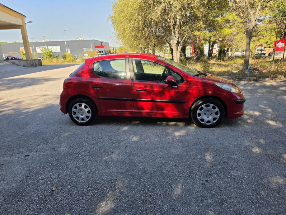 Peugeot 207 1,4 16V, fotografija 7