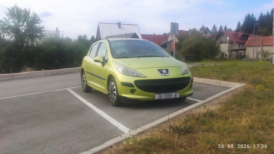 Peugeot 207 1,4 16V VTi, fotografija 2