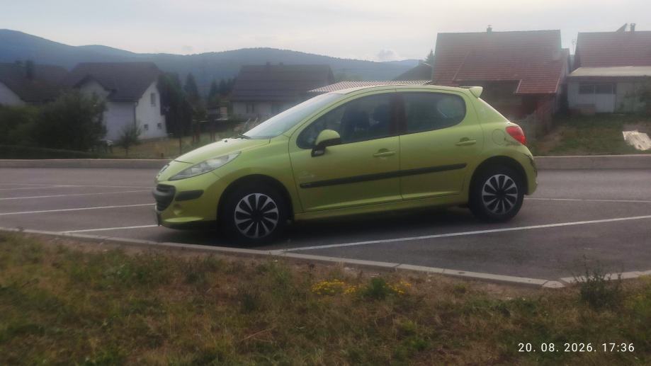 Peugeot 207 1,4 16V VTi, fotografija 3