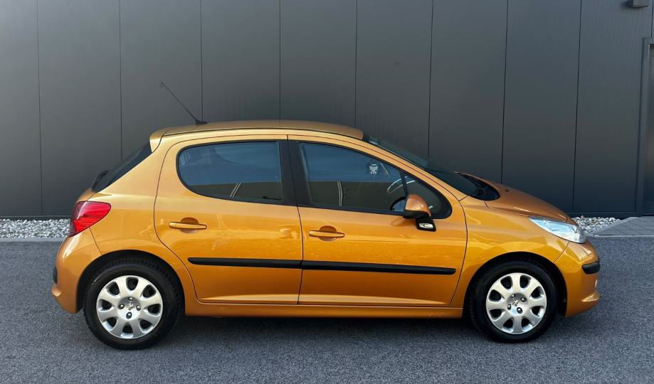 Peugeot 207 1,4 HDi Hr.Auto Klima Reg.06/2027 Ocuvan, fotografija 4