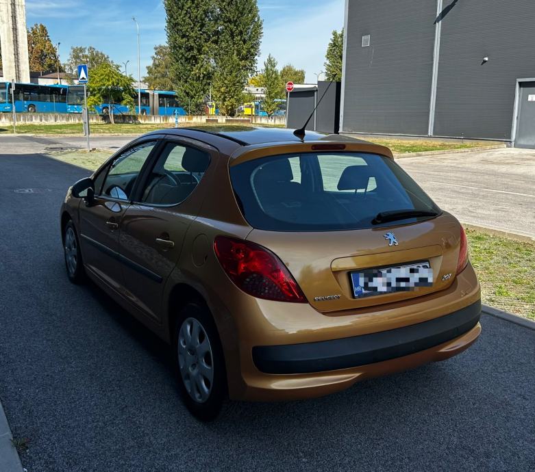 Peugeot 207 1,4 HDi Hr.Auto Klima Reg.06/2027 Ocuvan, fotografija 6