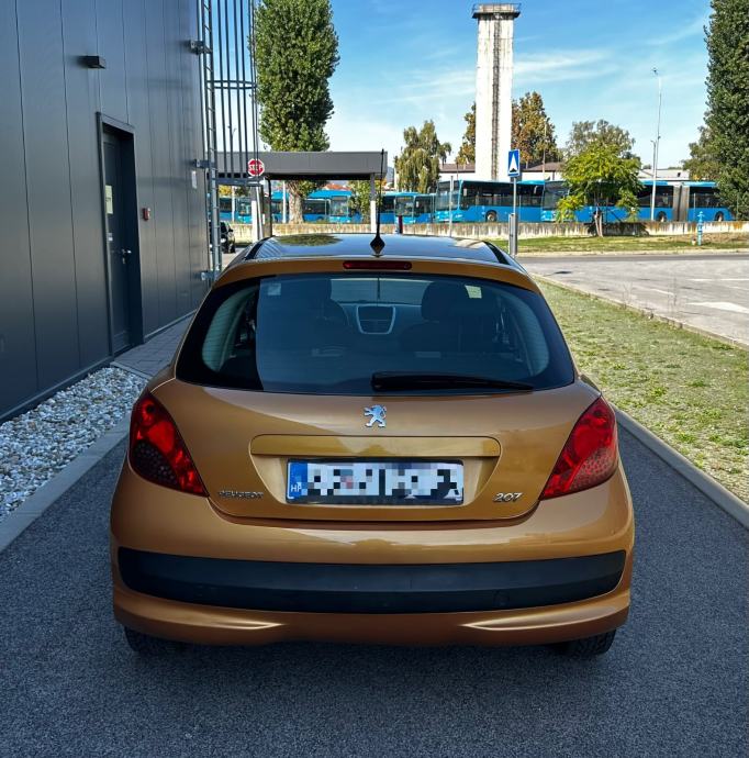 Peugeot 207 1,4 HDi Hr.Auto Klima Reg.06/2027 Ocuvan, fotografija 7