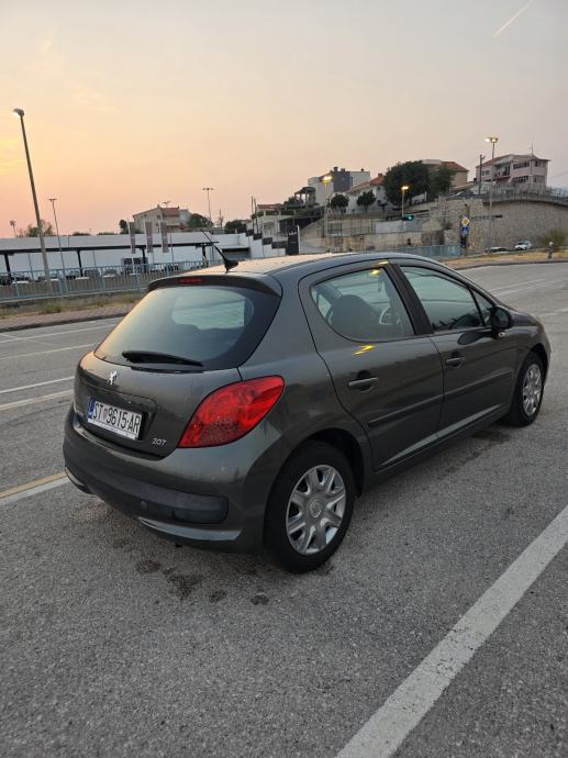 Peugeot 207 1,4 HDi, fotografija 3