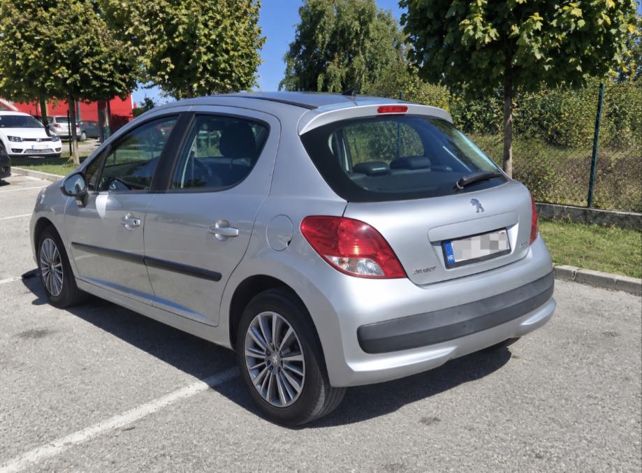 Peugeot 207 1,4 HDi, fotografija 4