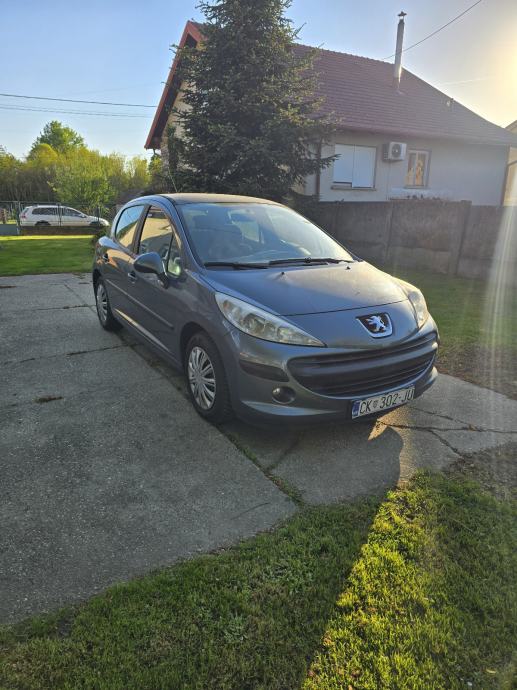 Peugeot 207 1,4 HDi, fotografija 2