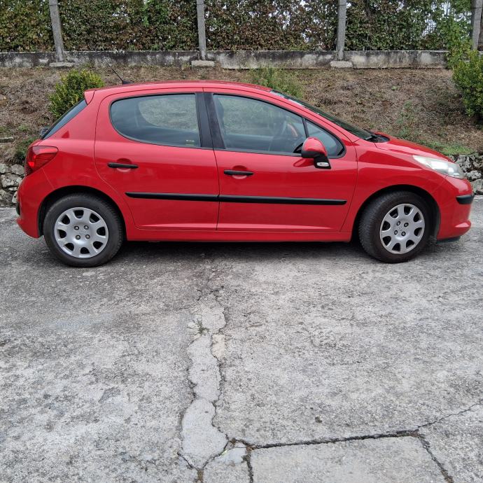 Peugeot 207 1,4, fotografija 7
