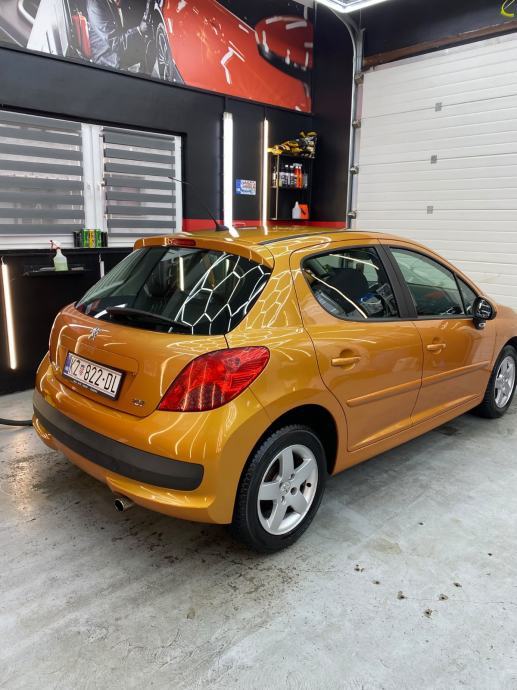 Peugeot 207 1,4, fotografija 4