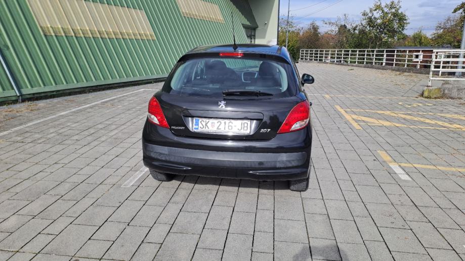 Peugeot 207 1,4 VTi, fotografija 3