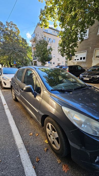 Peugeot 207 1,4 VTi, fotografija 2