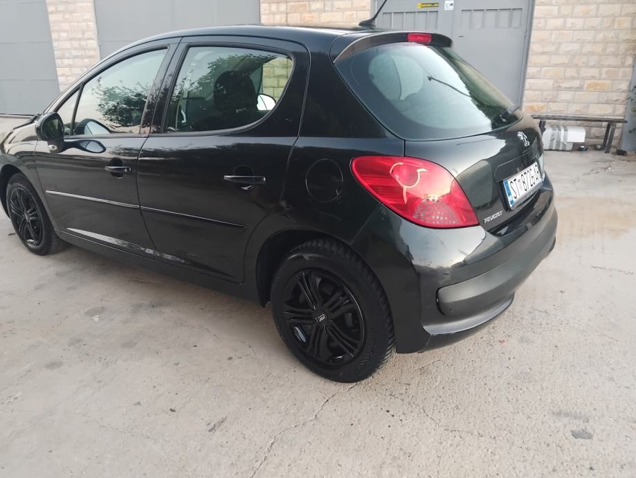 Peugeot 207 1,4i Reg 3mj 2027, fotografija 8