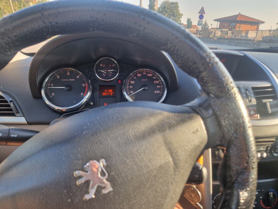 Peugeot 207 1,6 HDi, fotografija 5