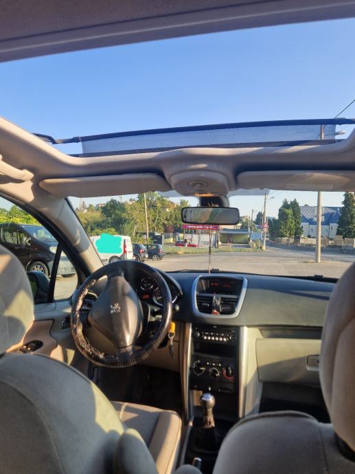 Peugeot 207 1,6 HDi, fotografija 7