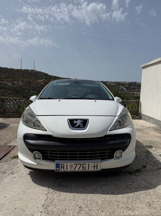 Peugeot 207 1,6 HDi, fotografija 2