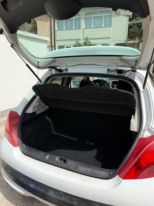 Peugeot 207 1,6 HDi, fotografija 5