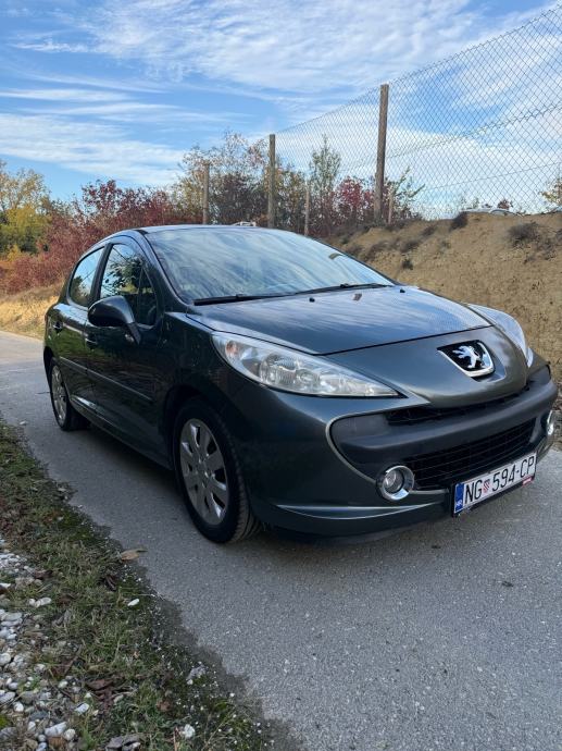 Peugeot 207 1,6 HDi, fotografija 3