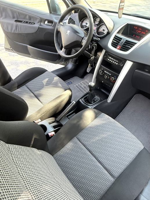 PEUGEOT 207 1.6HDI*68KW/93KS* REG GOD DANA* 2010 REDIZAJN*TEMPOMAT*, fotografija 8