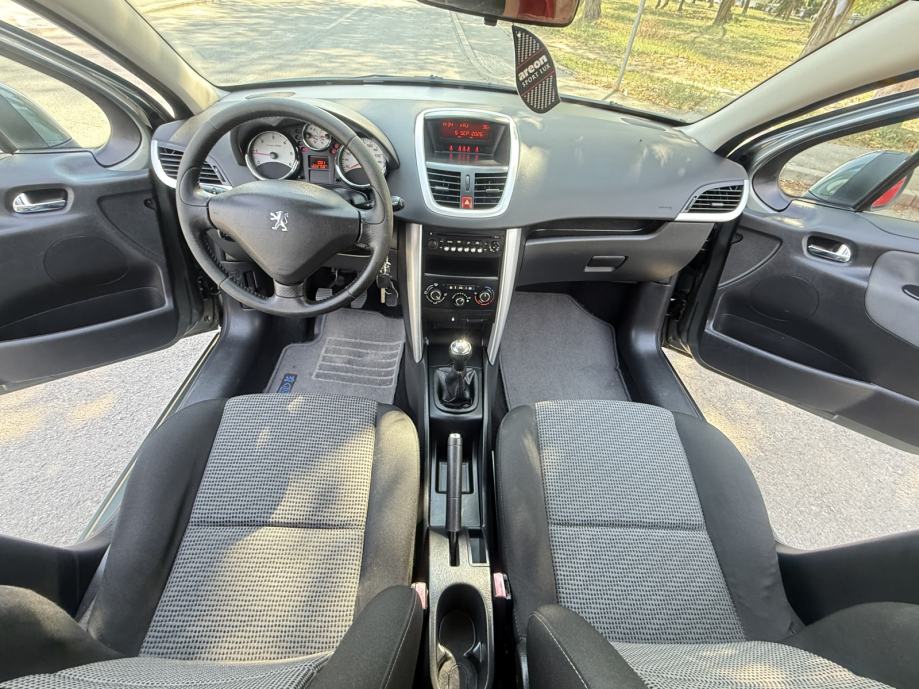 PEUGEOT 207 1.6HDI*68KW/93KS* REG GOD DANA* 2010 REDIZAJN*TEMPOMAT*, fotografija 7