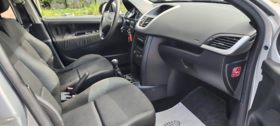 Peugeot 207 SW 1,6 HDi, fotografija 11