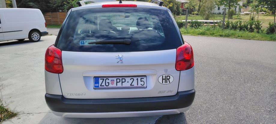 Peugeot 207 SW 1,6 HDi, fotografija 4