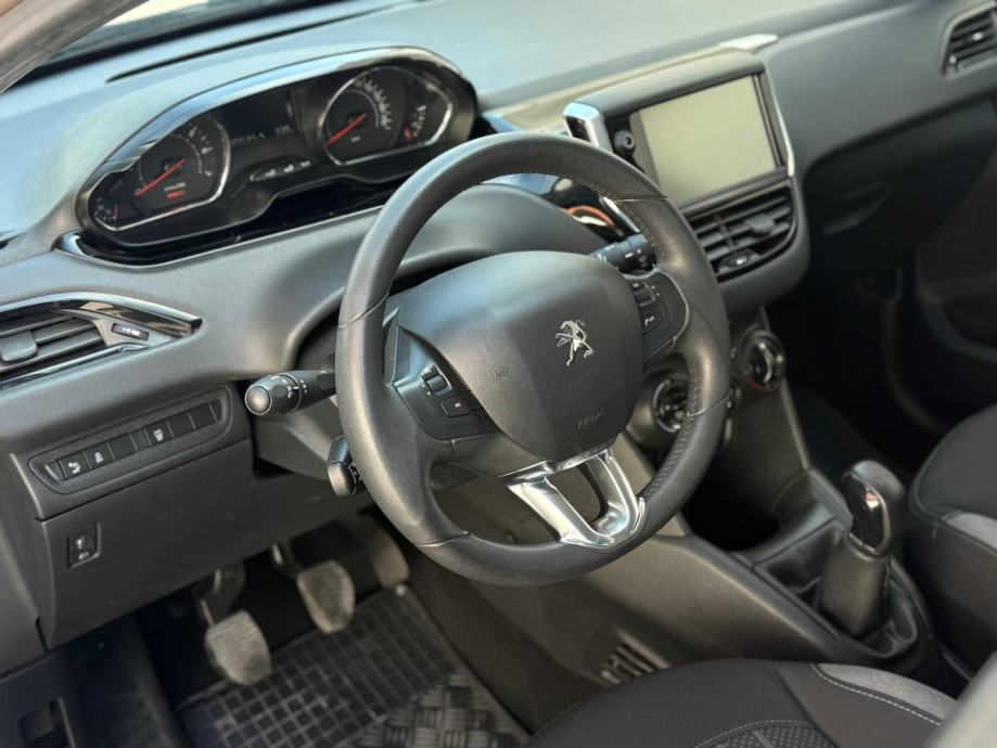 PEUGEOT 208 1.0 - 2015 - GARANCIJA DOSTAVA GRATIS!!!, fotografija 14