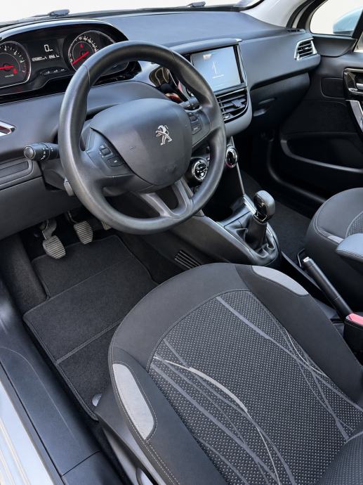 Peugeot 208 1.0 VTi ACTIVE-JAMSTVO-LED-TEMPOMAT-NAVI, fotografija 6
