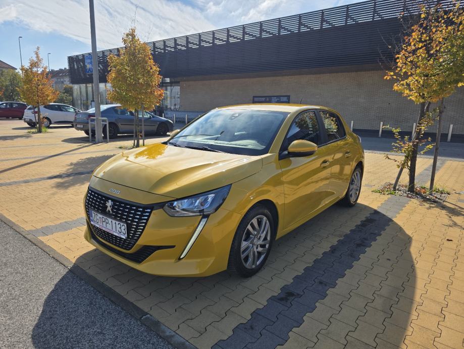 Peugeot 208 1,2 //1.Vlasnik//83.000km//V.servis//Servisna//, fotografija 2