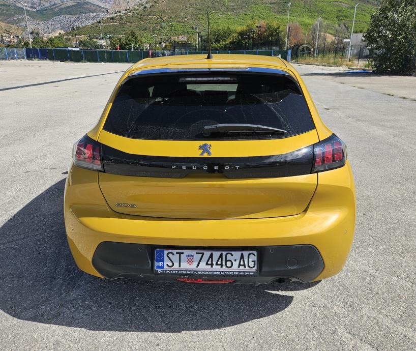 PEUGEOT 208 1,2 • 1. VLASNIK • REG CIJELU GOD • TVORNIČKO JAMSTVO 2G, fotografija 6