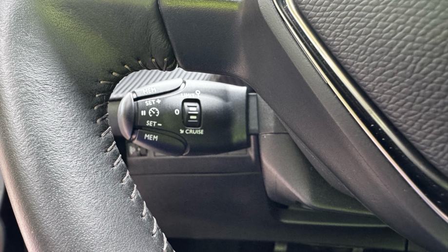 Peugeot 208 1,2 100 KS-BUSINESS R-SERVISNA-JAMSTVO 12 MJ!-TOP!, fotografija 16
