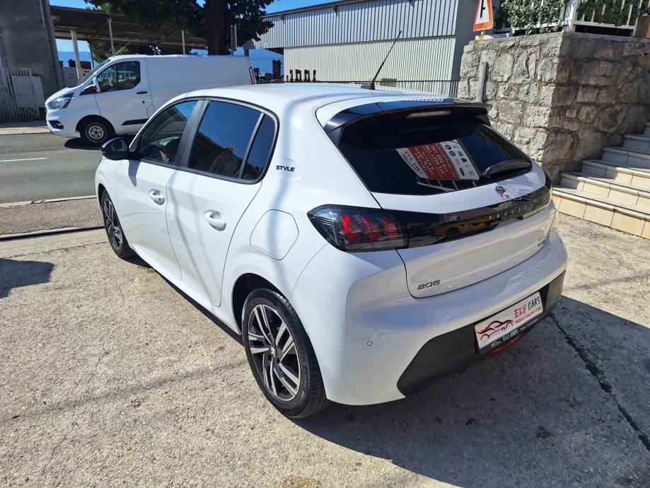 Peugeot 208 1.2 ‼️‼️16.000 km‼️ NAVI.LED STYEL, fotografija 4