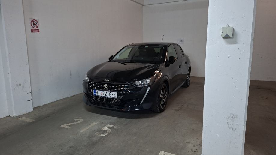 Peugeot 208 1,2 ALLURE 100-urađen veliki servis!, fotografija 15