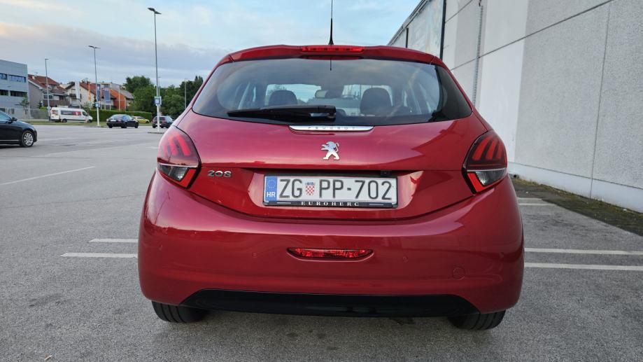 PEUGEOT 208, 1.2 THP, AUTOMATIK (DSG) 2017 GOD, 85000KM, KAO NOV, FULL, fotografija 7